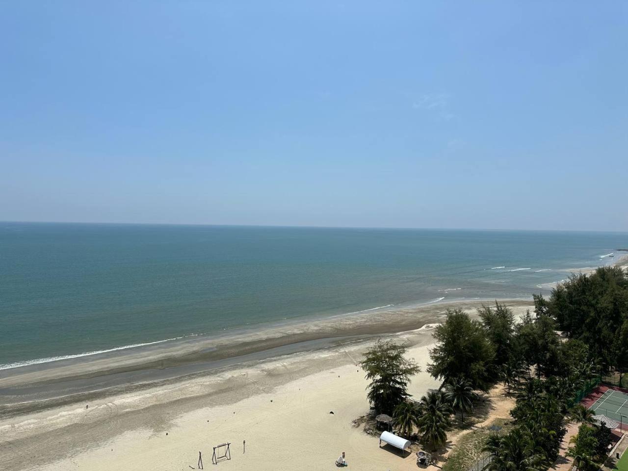 Hideaway@timurbay Seafront Apartment